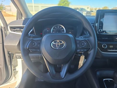 Certified 2022 Toyota Corolla LE image 15