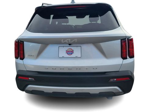 Used 2022 Kia Sorento SX Prestige image 4