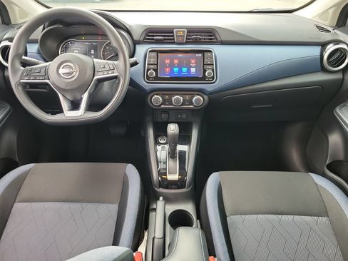Used 2025 Nissan Versa SV FWD image 11