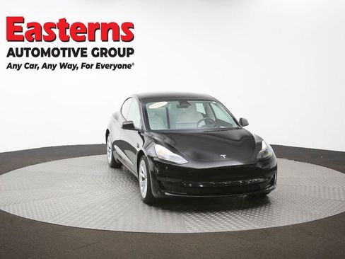 Used 2023 Tesla Model 3 Standard Range image 51
