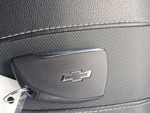 Used 2025 Chevrolet Traverse Z71 w/ Enhanced Driving Package AWD/4WD image 32