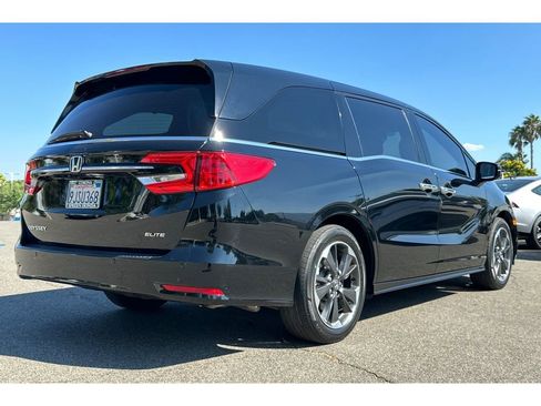 Certified 2024 Honda Odyssey Elite image 6