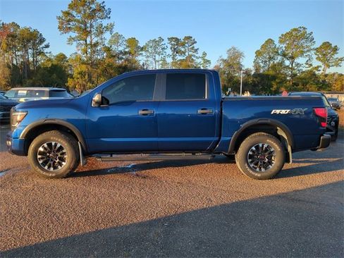 Used 2020 Nissan Titan PRO-4X w/ Pro-4x Convenience Package image 7