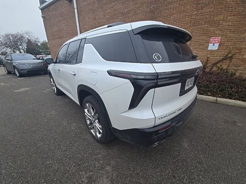 Used 2025 Chevrolet Traverse High Country w/ LPO, Floor Liner Package image 14