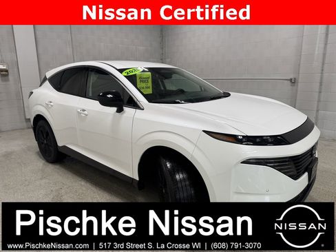 Certified 2025 Nissan Murano SV image 1