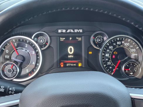 Used 2023 RAM 1500 Big Horn AWD/4WD image 14