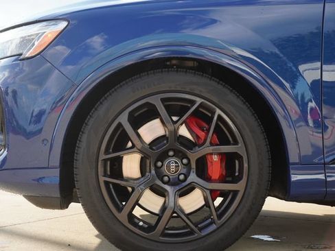 Used 2025 Audi SQ7 Prestige AWD/4WD image 5