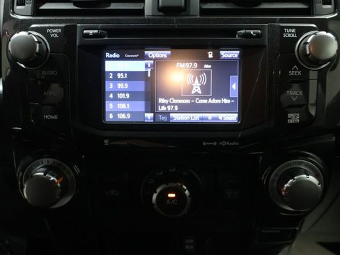 Used 2018 Toyota 4Runner TRD Off-Road image 24