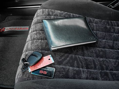 Used 2000 Chevrolet Camaro Z28 w/ SS Performance/Appearance Pkg image 57