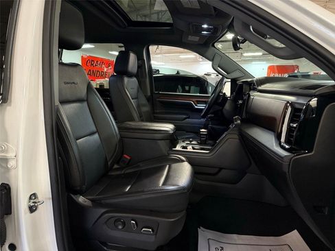 Used 2023 GMC Sierra 1500 Denali w/ Denali Reserve Package AWD/4WD image 22