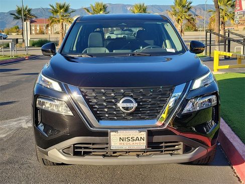 Used 2022 Nissan Rogue SV image 27
