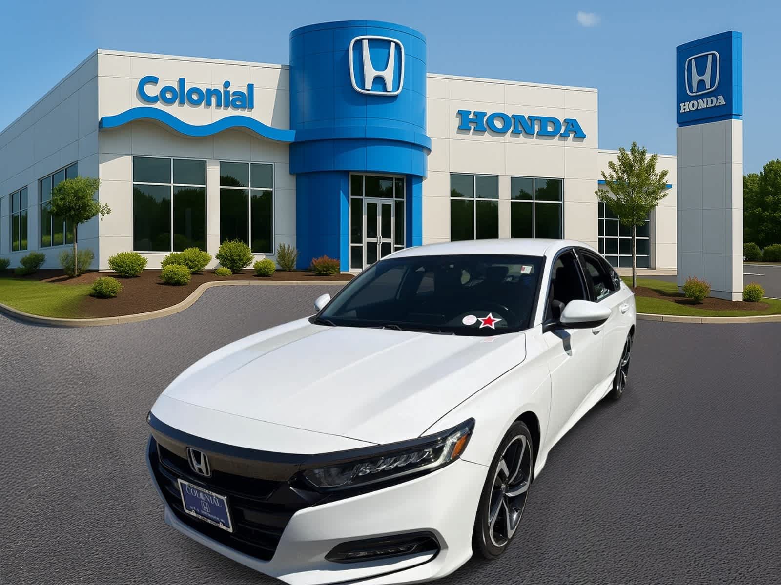 Used 2020 Honda Accord Sport image 2