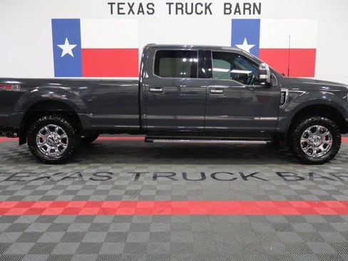 Used 2021 Ford F350 Lariat w/ Lariat Ultimate Package AWD/4WD image 19