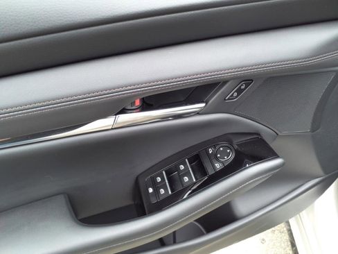 Certified 2025 MAZDA MAZDA3 s image 10