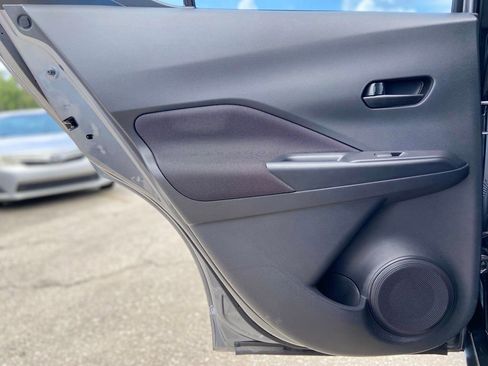 Used 2019 Nissan Kicks S w/ Exterior Package FWD image 19