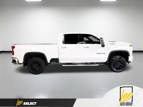 Used 2022 Chevrolet Silverado 3500 High Country w/ Technology Package AWD/4WD image 6