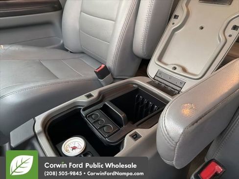 Used 2005 Ford F250 XLT image 22