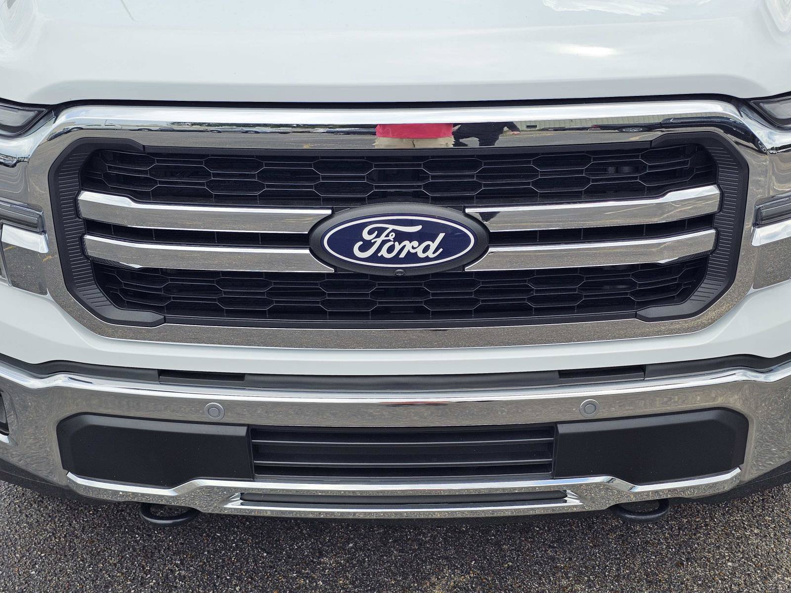 Used 2025 Ford F150 Lariat w/ Equipment Group 501A Mid AWD/4WD image 3