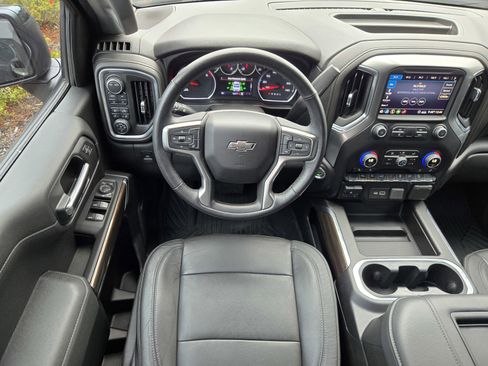 Used 2020 Chevrolet Silverado 1500 LT Trail Boss image 13