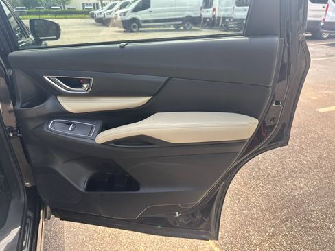Used 2020 Subaru Ascent Limited AWD/4WD image 19