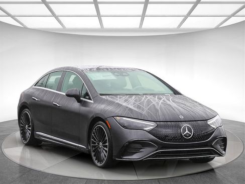 Used 2024 Mercedes-Benz EQE 350+ 4MATIC Sedan image 5