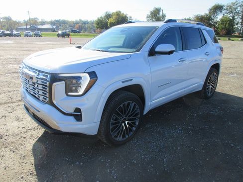 New 2026 GMC Terrain Denali image 9