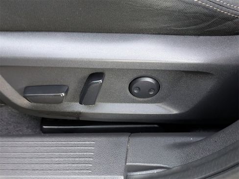 Used 2022 Nissan Rogue SV image 20