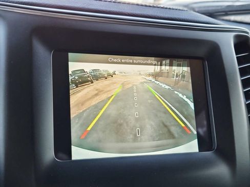 Used 2021 Jeep Cherokee Latitude image 27