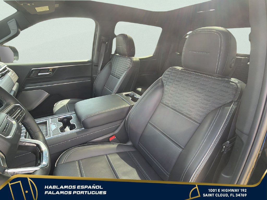 Used 2025 GMC Sierra EV Denali AWD/4WD image 18