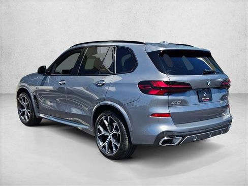 Certified 2026 BMW X5 xDrive40i w/ M Sport Package AWD/4WD image 8