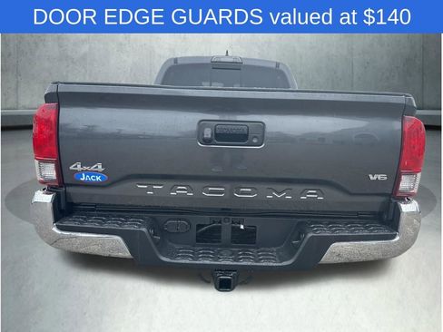 Used 2019 Toyota Tacoma SR5 AWD/4WD image 5