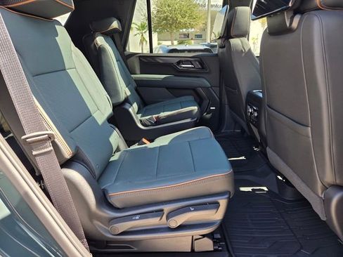 New 2026 GMC Yukon AT4 w/ AT4 Premium Plus Package image 17