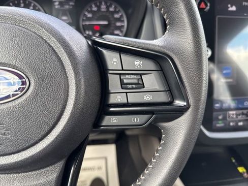 Used 2025 Subaru Forester Premium image 28