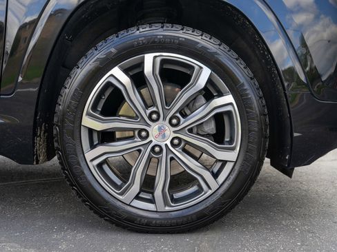 Used 2018 GMC Terrain Denali w/ GMC Pro Grade Package AWD/4WD image 11