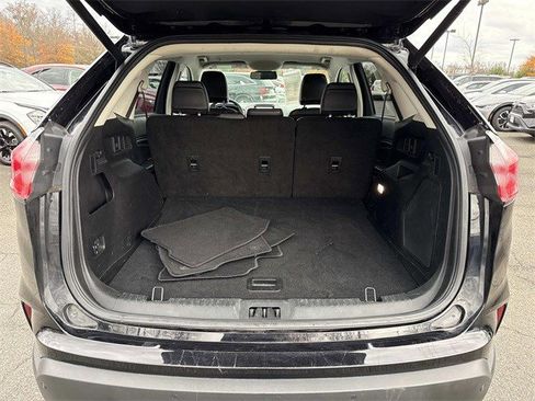 Used 2023 Ford Edge Titanium image 12