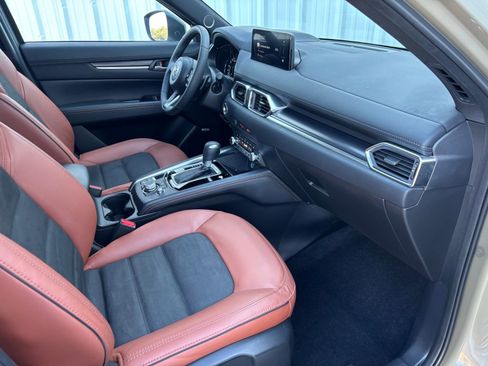 Certified 2024 MAZDA CX-5 Carbon Edition image 39