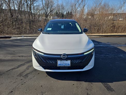 New 2026 Nissan Sentra SR w/ SR Premium Package image 7