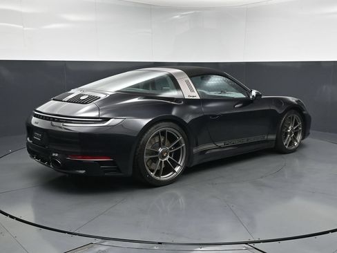 Used 2023 Porsche 911 50th Anniversary Edition AWD/4WD image 10