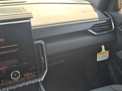 New 2026 GMC Acadia AT4 w/ Luxury Package image 17