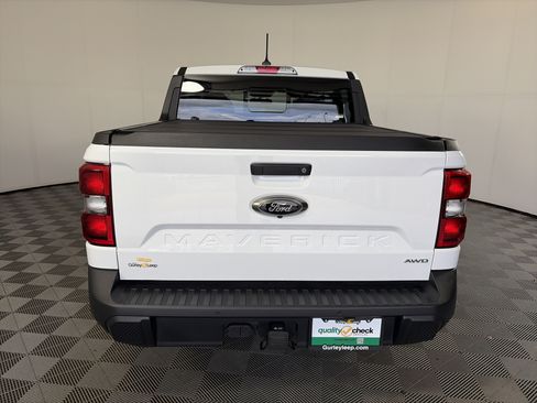 Used 2024 Ford Maverick Lariat w/ Black Appearance Package AWD/4WD image 9