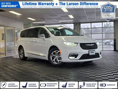 Used 2022 Chrysler Pacifica Limited