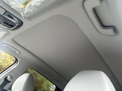 Certified 2026 Hyundai Tucson Limited FWD image 40