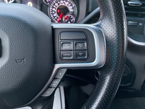 Used 2022 RAM 2500 Big Horn image 28