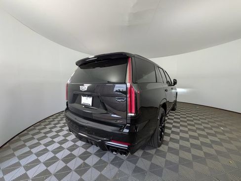 Certified 2025 Cadillac Escalade V w/ LPO, ONYX Package AWD/4WD image 3