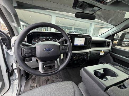 Certified 2026 Ford F250 XL w/ STX Appearance Package image 9