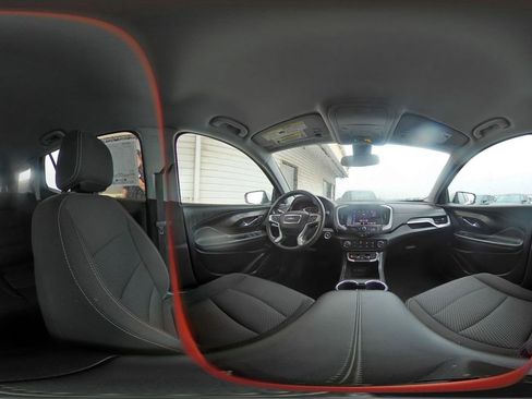 Used 2024 GMC Terrain SLE image 41