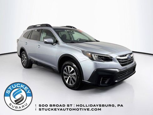 Used 2020 Subaru Outback Premium AWD/4WD image 1
