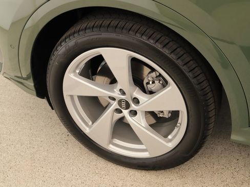 New 2025 Audi Q5 Prestige AWD/4WD image 30
