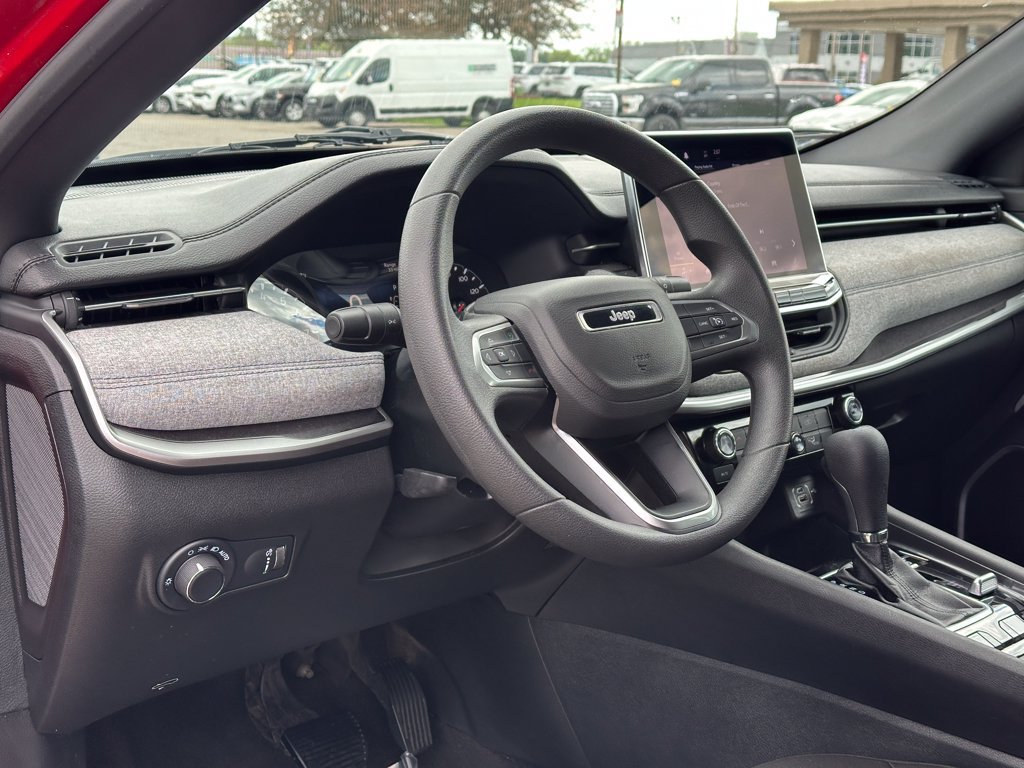 Used 2023 Jeep Compass Sport AWD/4WD image 26