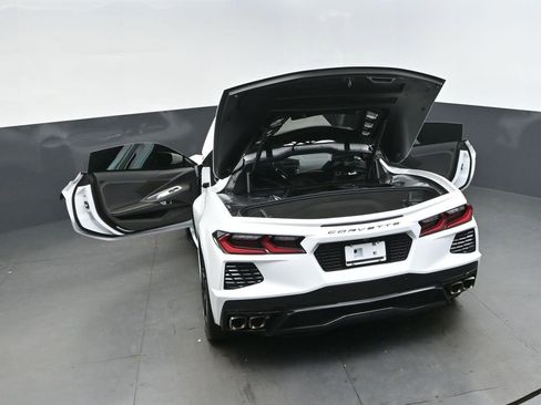 Used 2025 Chevrolet Corvette Stingray Coupe w/ 1LT image 44